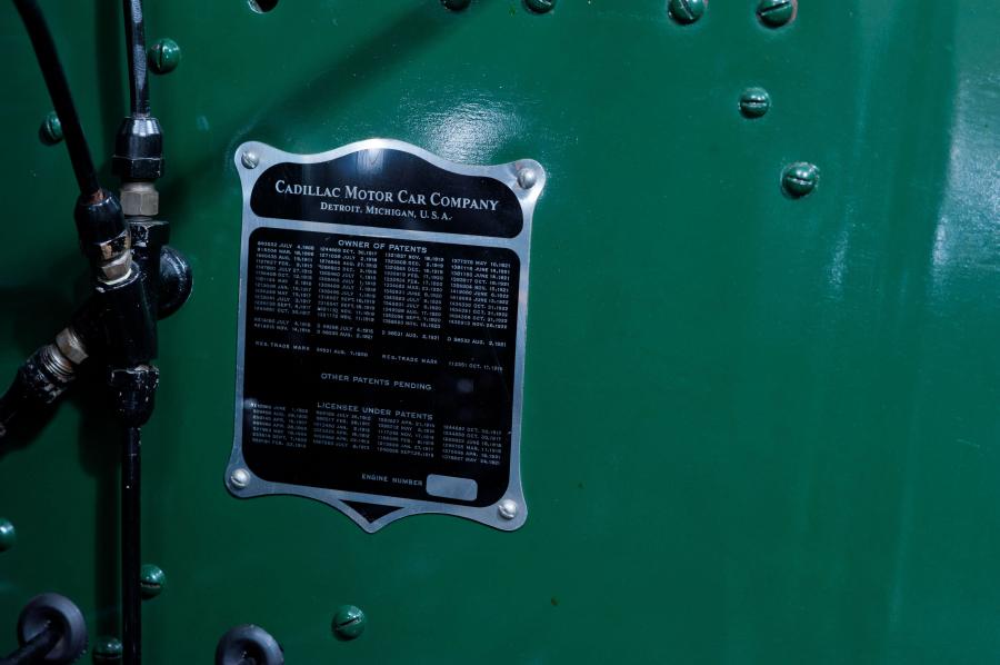  Cadillac Town Sedan V8 Al Capone Car 1928 года  (фото 23 из 54)